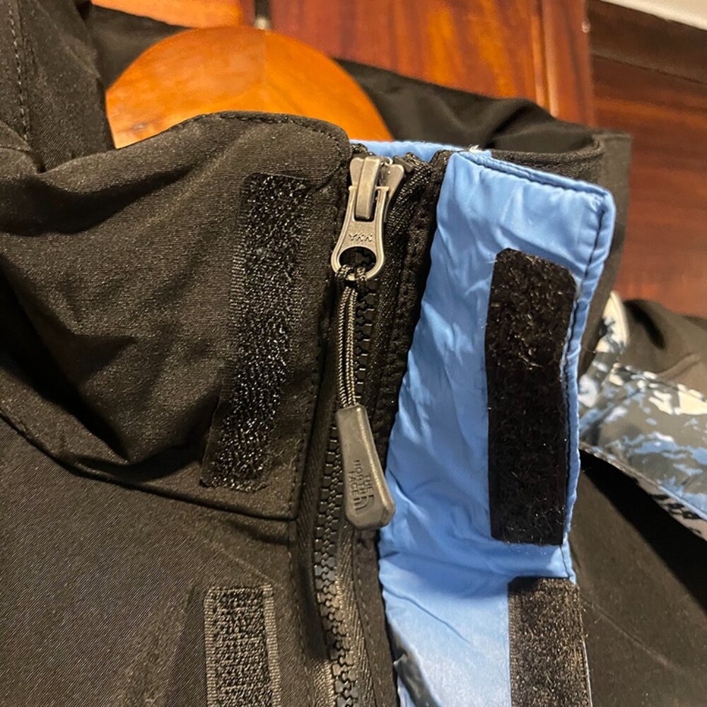 The North Face Supreme Down Jacket - Picture 8 of 15